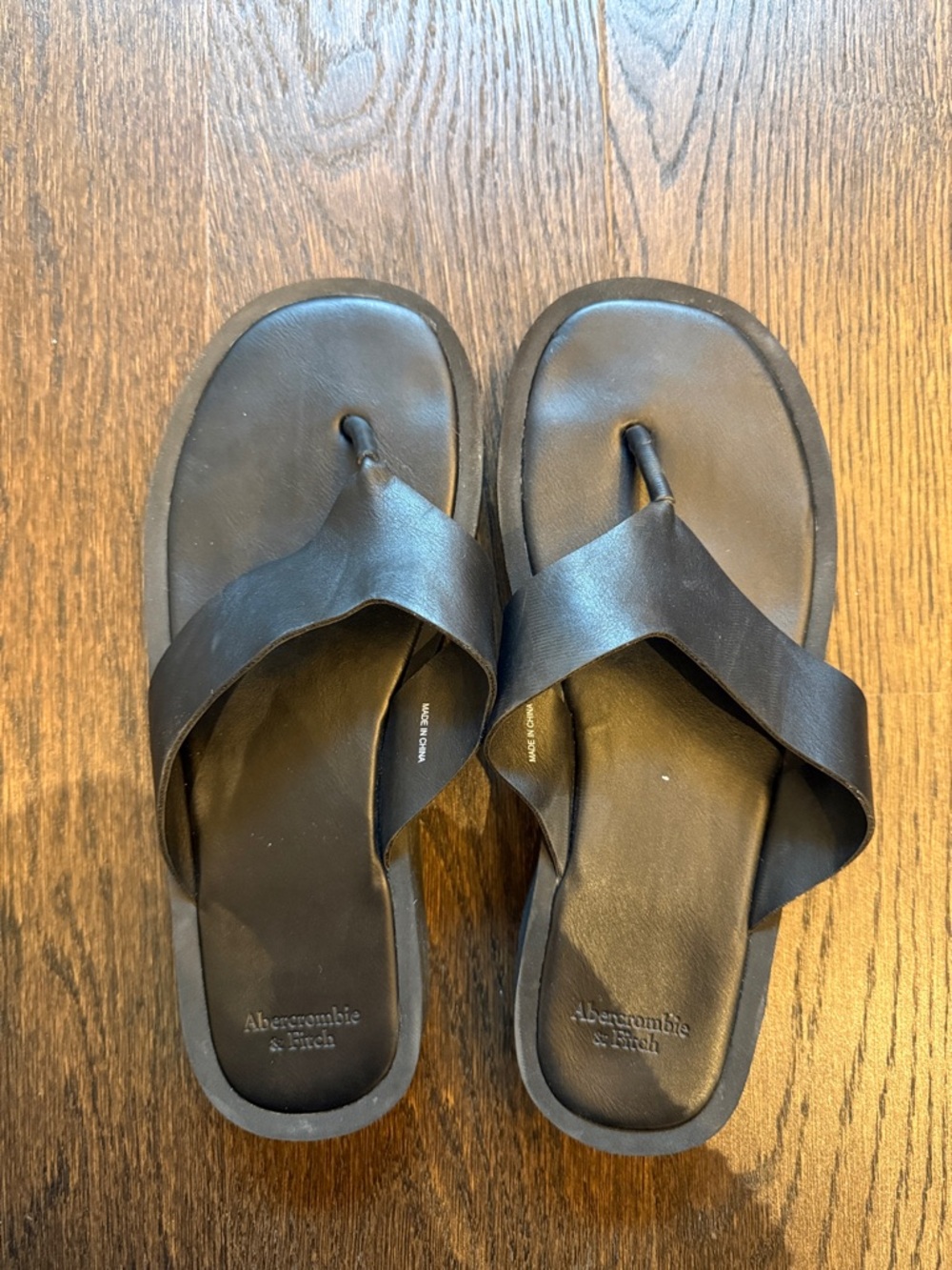 Abercrombie & Fitch Trendy Black Thong Platform Flip Flops
